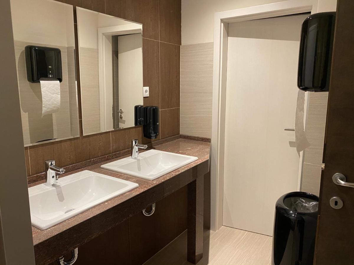 Hotel-Jakobslust Grünstadt Екстериор снимка