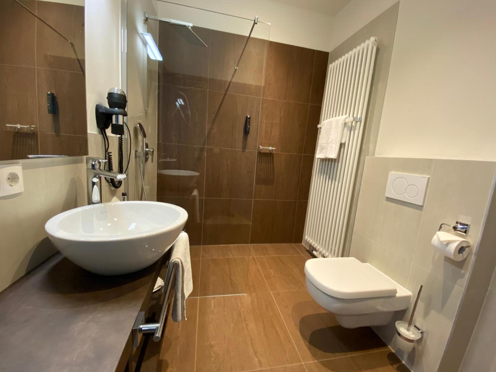 Hotel-Jakobslust Grünstadt Стая снимка